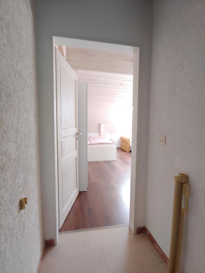 Modernes Apartment Zum Wohlfuehlen Kolbermoor Exterior photo