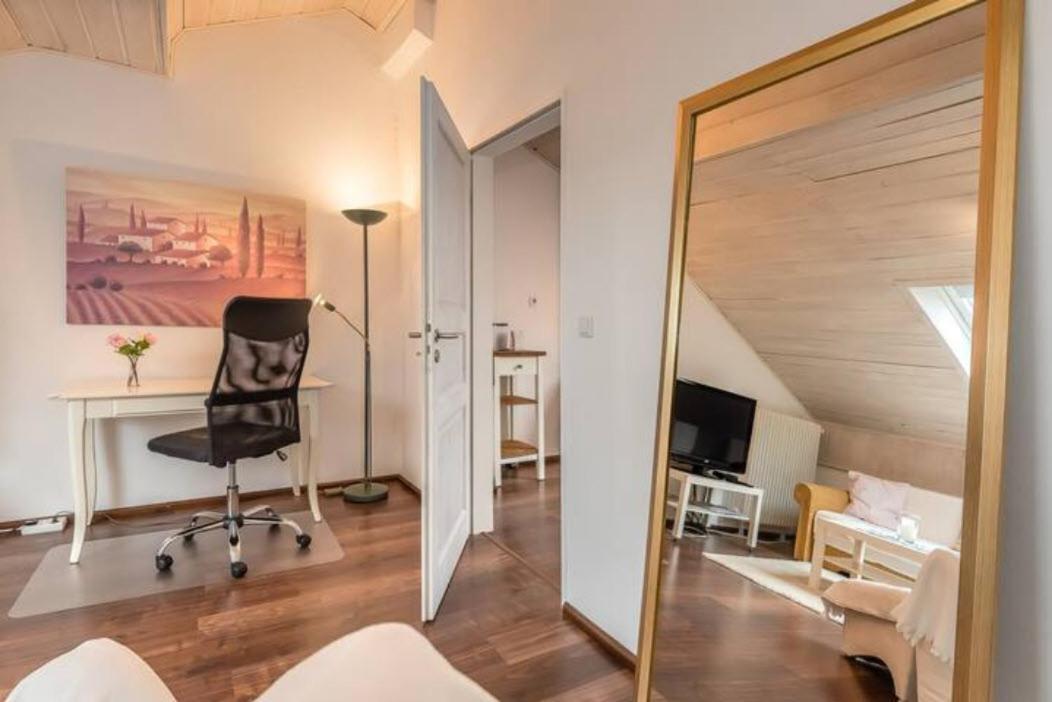 Modernes Apartment Zum Wohlfuehlen Kolbermoor Exterior photo